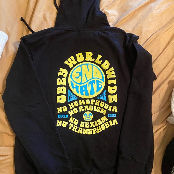 Obey worldwide hoodie. Great condition. Worn only twice! - Picture 3 of 4